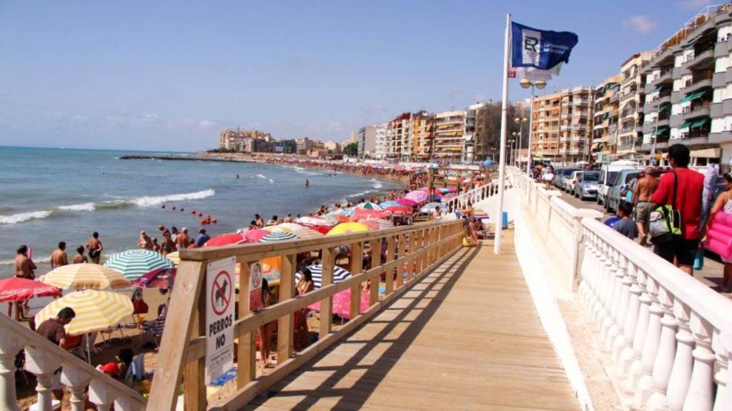 Playa Los Loco Торевиеха Екстериор снимка